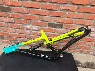 Polygon Siskiu T7 frame and rear shock
