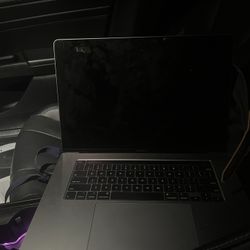 MacBook Pro 2019 16” i7