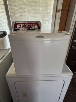 Mini fridge