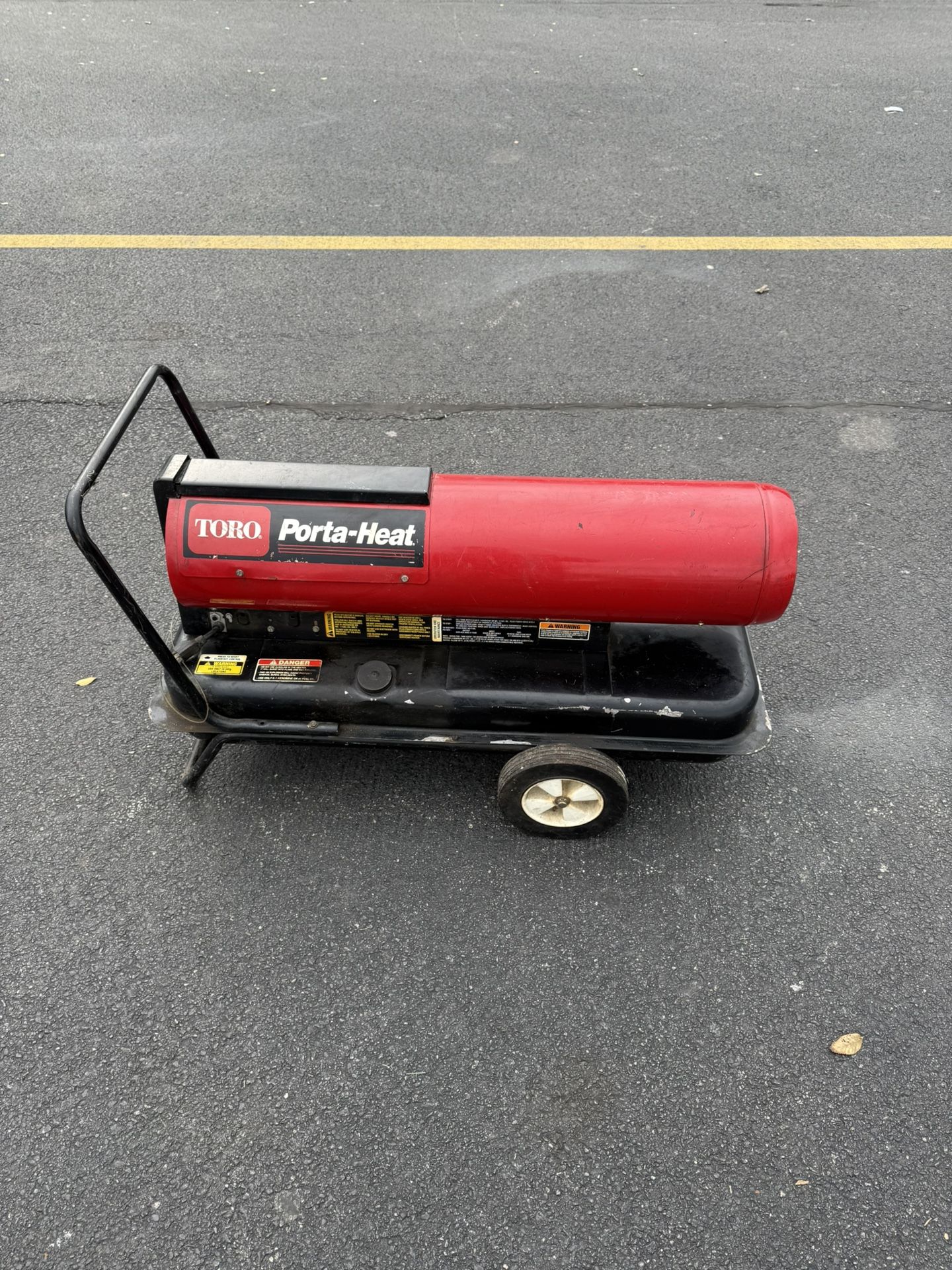TORO KEROSENE TORPEDO HEATER. POWERFUL 100,000 BTUS GREAT TO WARMUP YOUR GARAGE OR SMALL WAREHOUSE. TESTED AND WORKING FINE. $150.00 OR BEST OFFER.