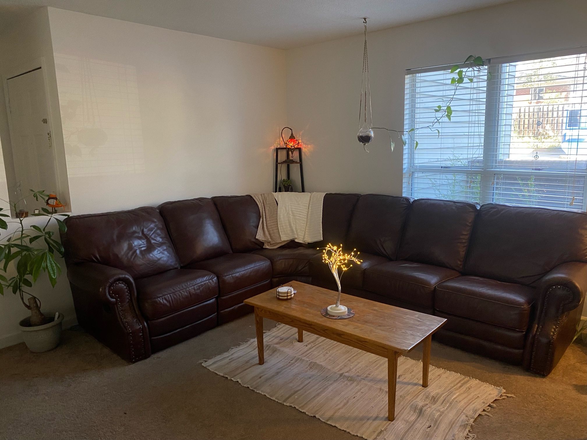 Sectional. Free for pickup!