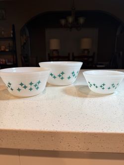 Vintage Federal Glass Turquoise Atomic Star Mixing Bowls – Set of 3 MCM