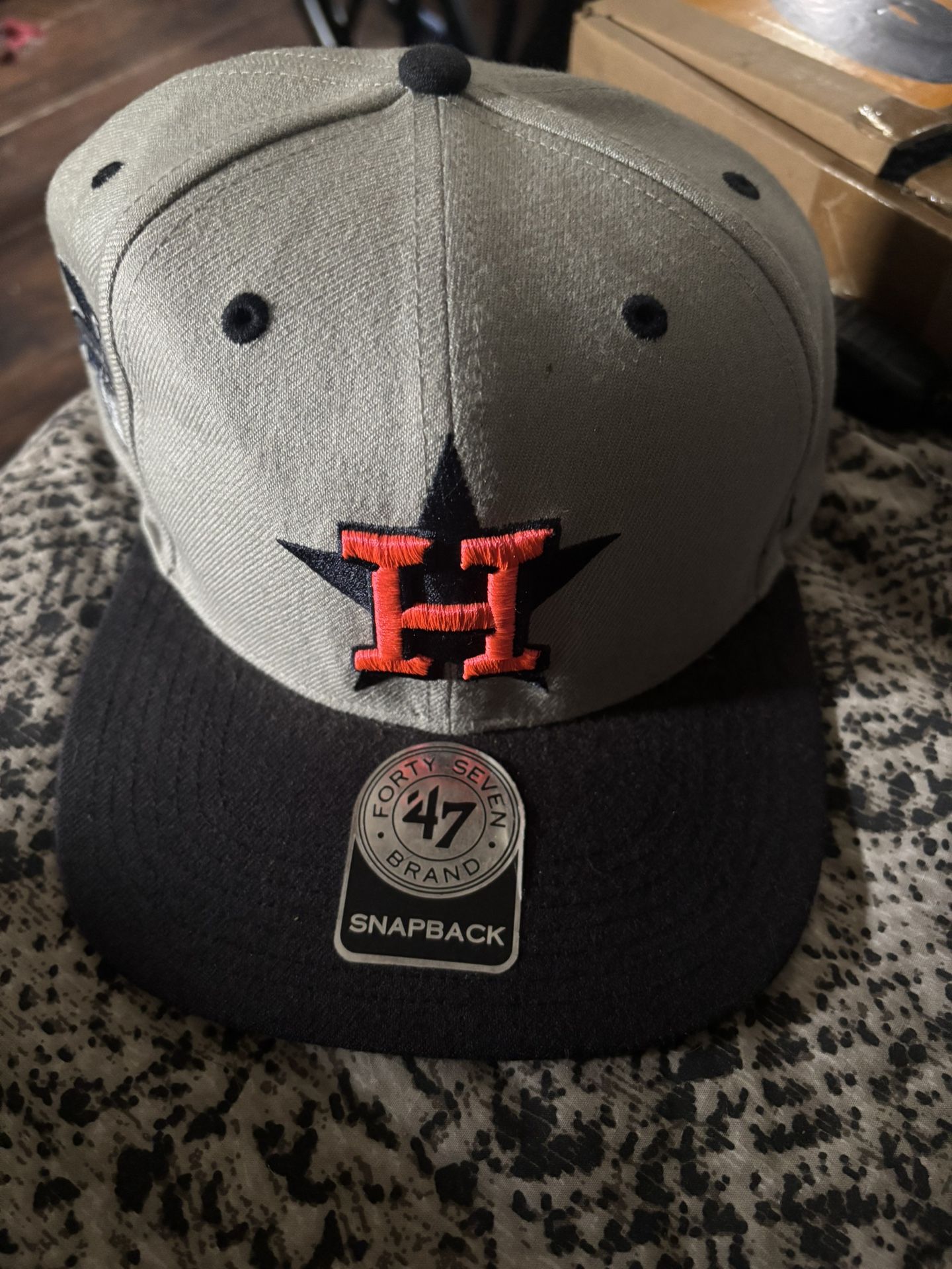 47 Brand snap back cap 