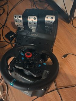 Logitech G29 steering wheel