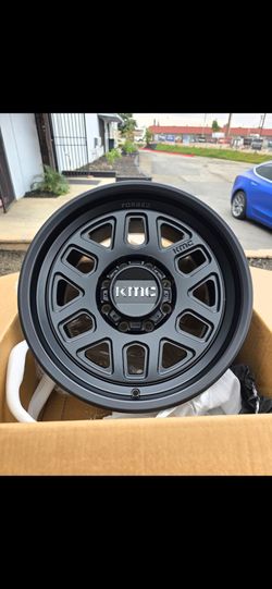 18" KMC KM451 rims