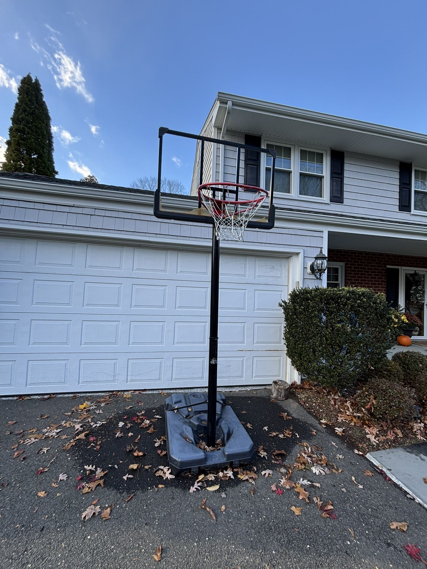 FREE! Basketball Hoop & Trampoline