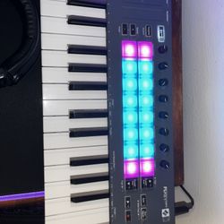 Novation Fl Mini Midi