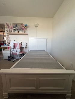 Living Spaces Juliana white twin-size bed frame