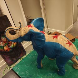 Painted Elephant With Chicago Flag