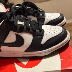 Nike Dunk Size 4.5boys