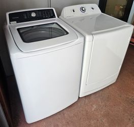 📍✨️💧🪅Frigidaire🪅💧✨️📍 Washer and Dryer in Great Condition.