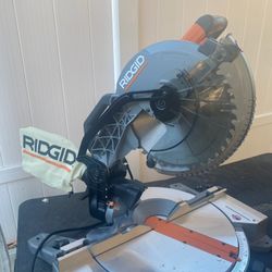 Ridgid 12" Corded Dual Bevel Miter Saw With LED Cutline Indicator MISSING BOTH FENCES 