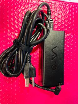 Sony ac adapter VGP-AC19V32