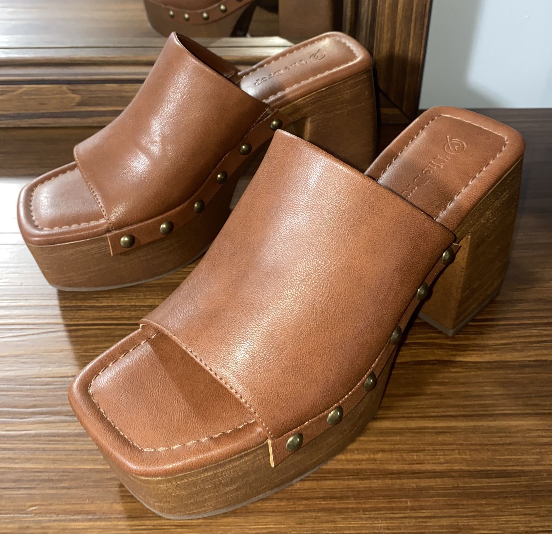 The Drop Millie Cognac Platform Mule Heels US6 Square Toe Block Heel - Brand New