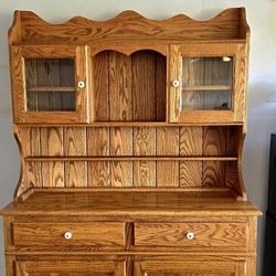 OAK HUTCH 