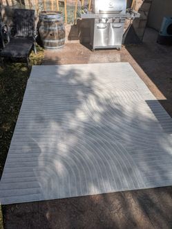 Area rug
