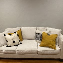FREE BEIGE COUCH