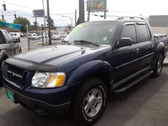 2004 Ford Explorer Sport Trac XLT