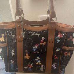 Disney Purse with Snow White And The Seven Dwarfs Brand New