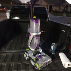 Bissell Carpet Cleaner 