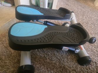 Compact mini stepper