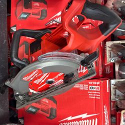 Milwaukee M18 7-1/4 Inch Wormdrive Circular Saw 