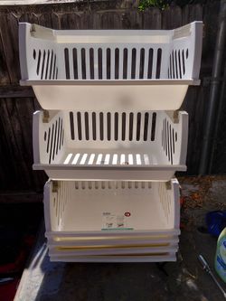 Stackable Container
