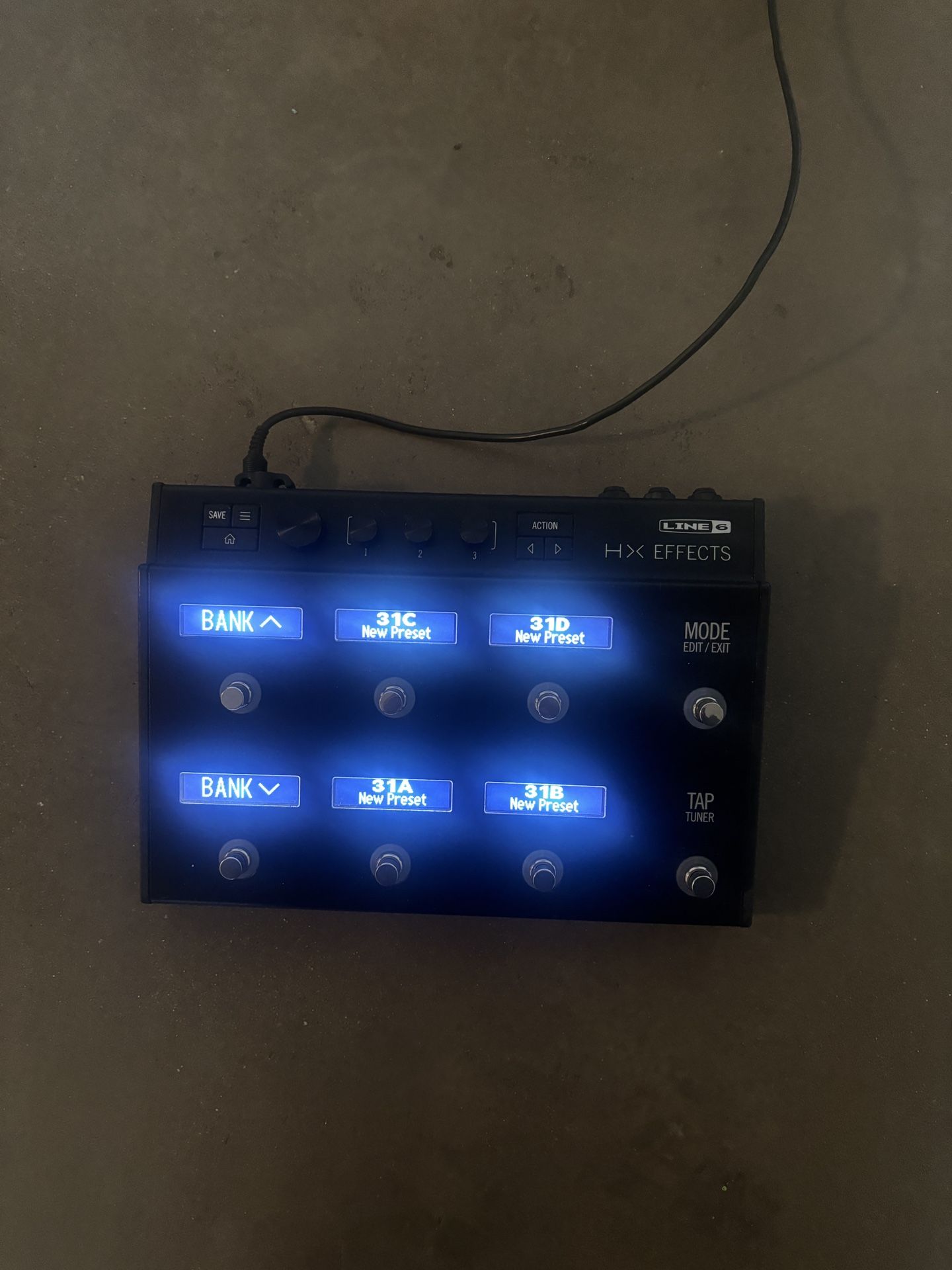 Line 6 HX Guitar Effects Processor