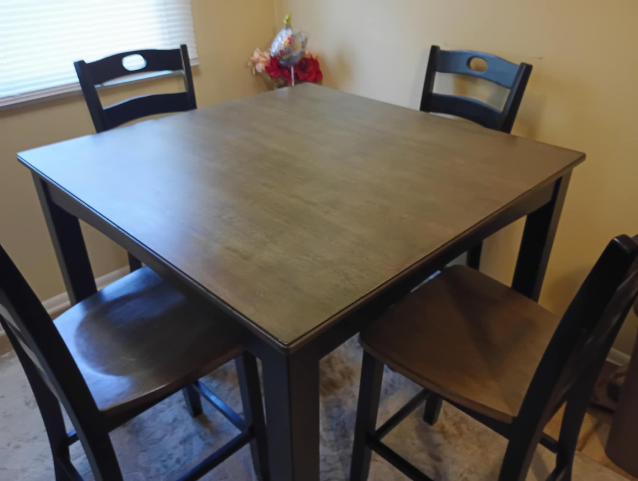 Like New - signature By Ashley Dining Table