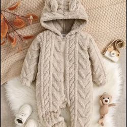 2 Winter Baby  Romper – 6–9 Months 