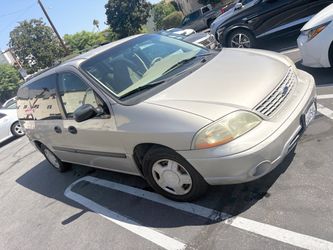 Ford Windstar Van (W/ 3rd row) (One owner, Great for family, camping)