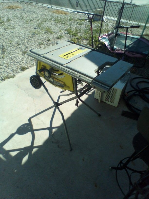 Ryobi Table Saw With Rolling Stand 