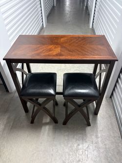 Bar Height Table with 2 Stools