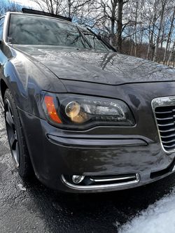2013 Chrysler 300 Thumbnail