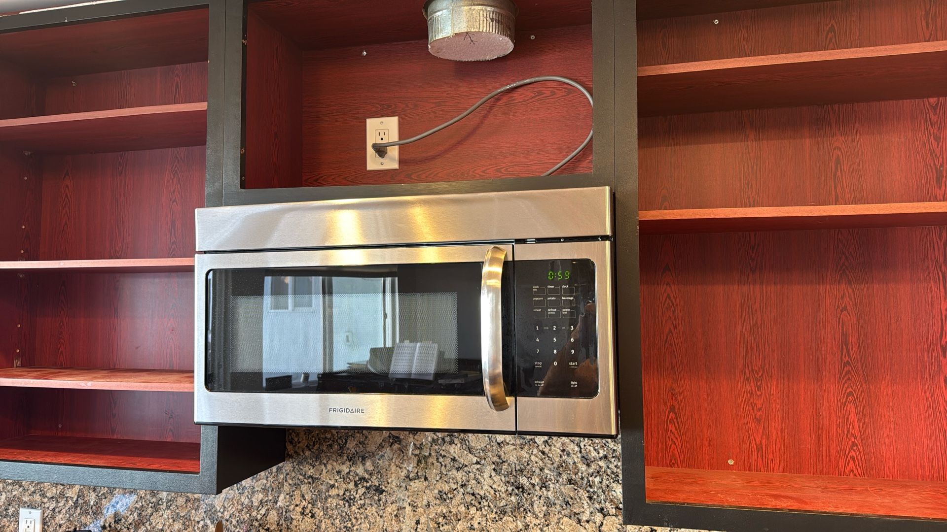 Frigidaire microwave