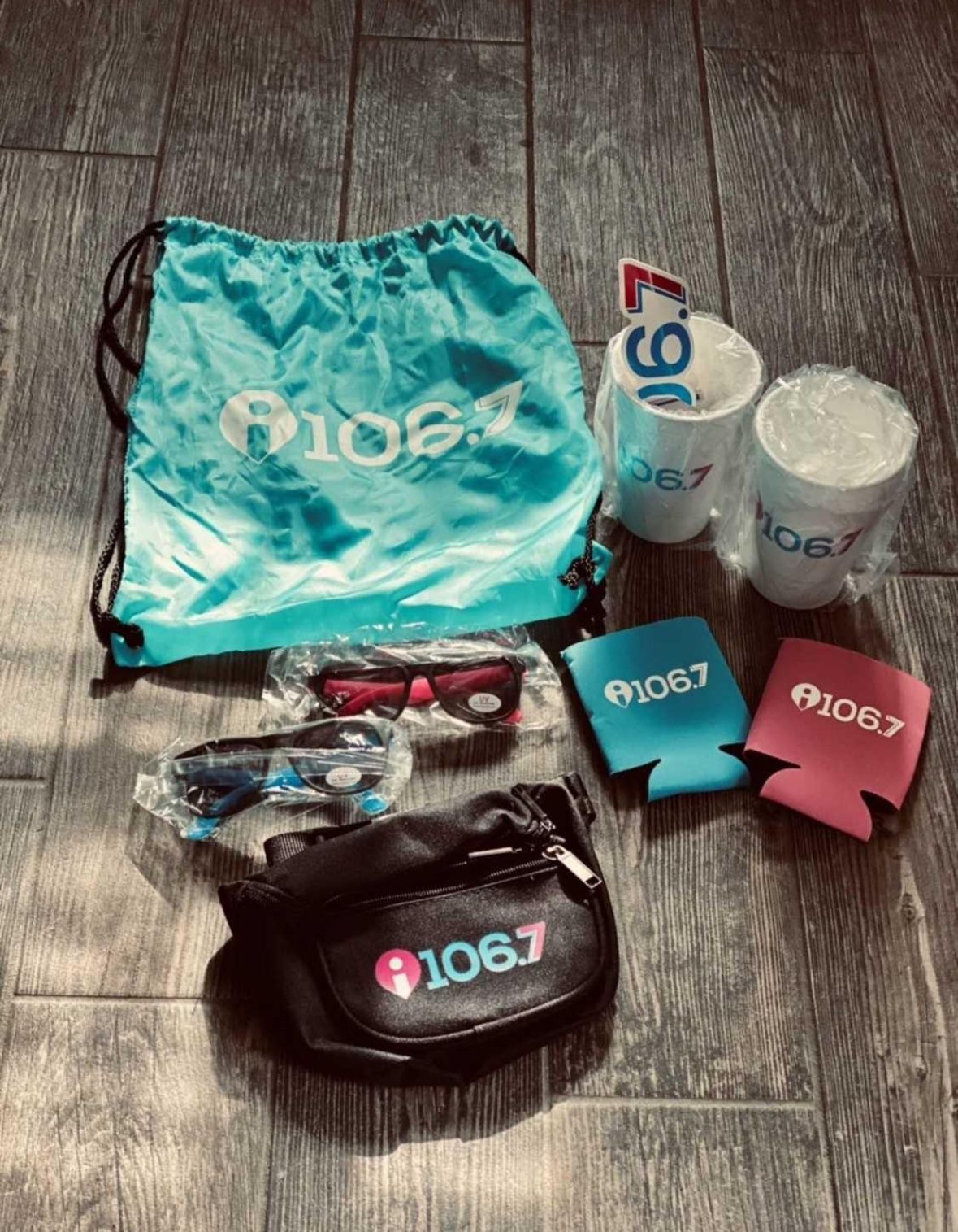 i106.7 Prize Pack