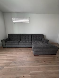 Modern Gray Sectional Sofa with Chaise