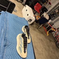 adidas Yeezy 700 V3 'Kyanite' GY0260