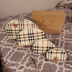 Accessory 4 in 1 pouches