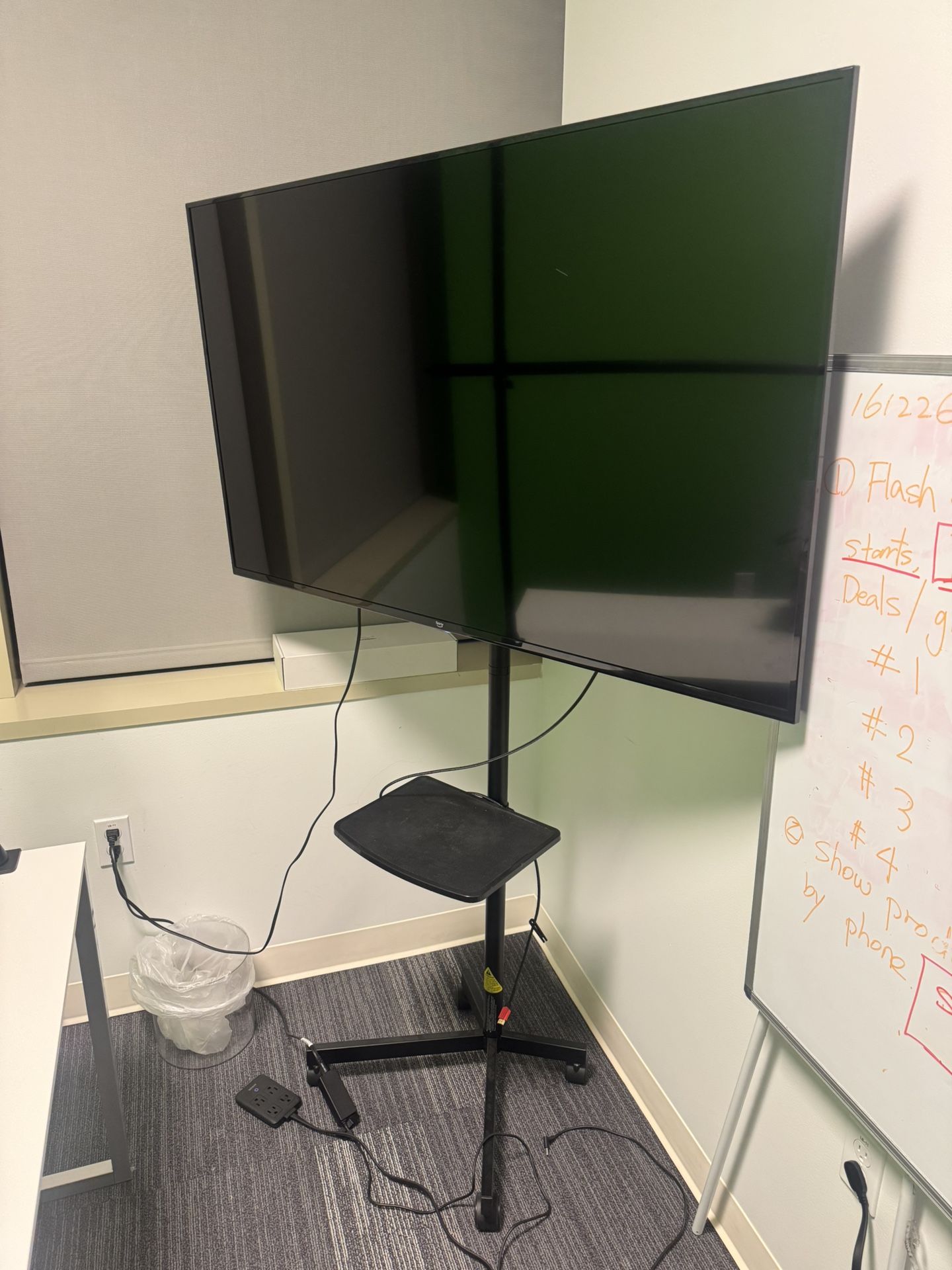 55” Smart TV + Rolling Stand – Like New