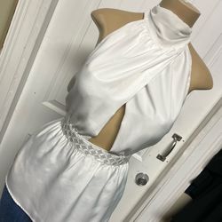 Women’s shirts and sweaters