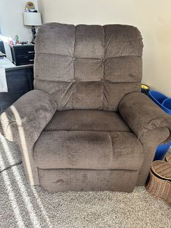 Large Power Lift Recliner