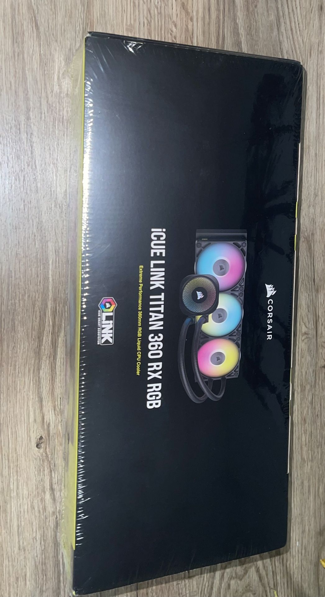 CORSAIR - iCUE LINK TITAN 360 RX Liquid CPU Cooler with RGB Lighting - Black