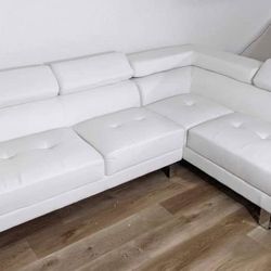New White Sectional Couch ! Free Delivery 🚚 ! Zero Down Financing ! 