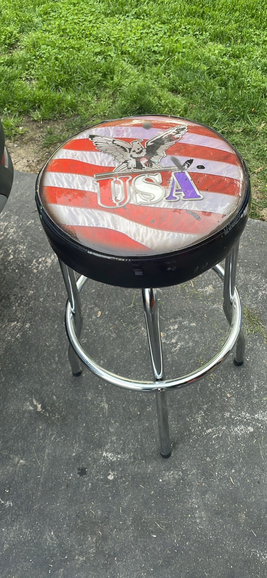 USA Eagle Swivel Chair