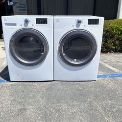 WHITE KENMORE FRONTAL WASHER DRYER SET Q 