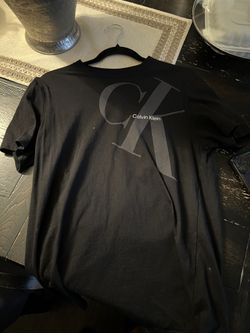 Calvin Klein men’s shirt size Small