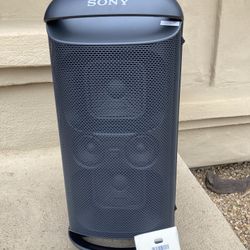 Portable Bluetooth Karaoke Speaker, SONY SRS-XV500 X Series MEGA BASS Like New