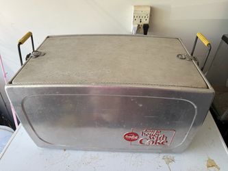 Vintage Coca Cola stuff coolers, gumball machines, Dolls! READ!