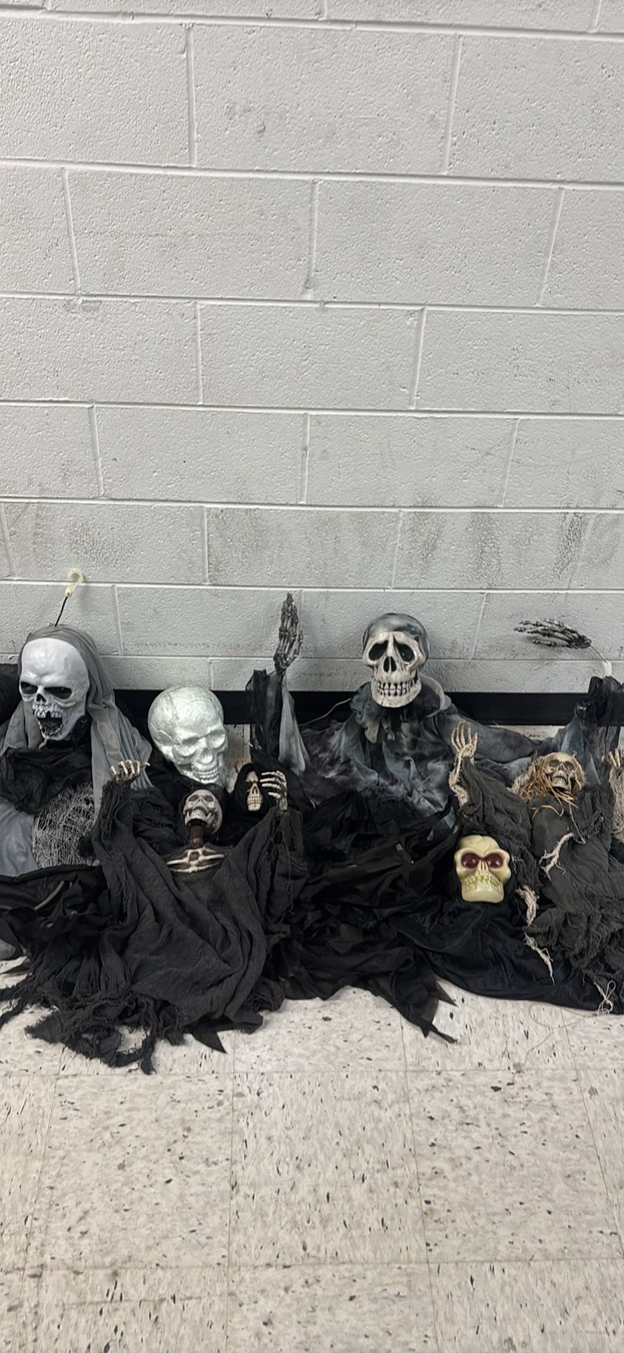 Halloween Animatronic Grim Reaper Lot